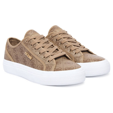 Scarpe donna sneaker Guess Jelexa10 in ecopelle milk logo D27GU12 FLTJ10FAL12
