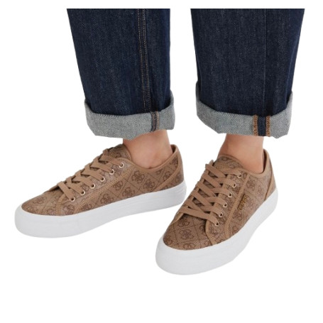 Scarpe donna sneaker Guess Jelexa10 in ecopelle milk logo D27GU12 FLTJ10FAL12